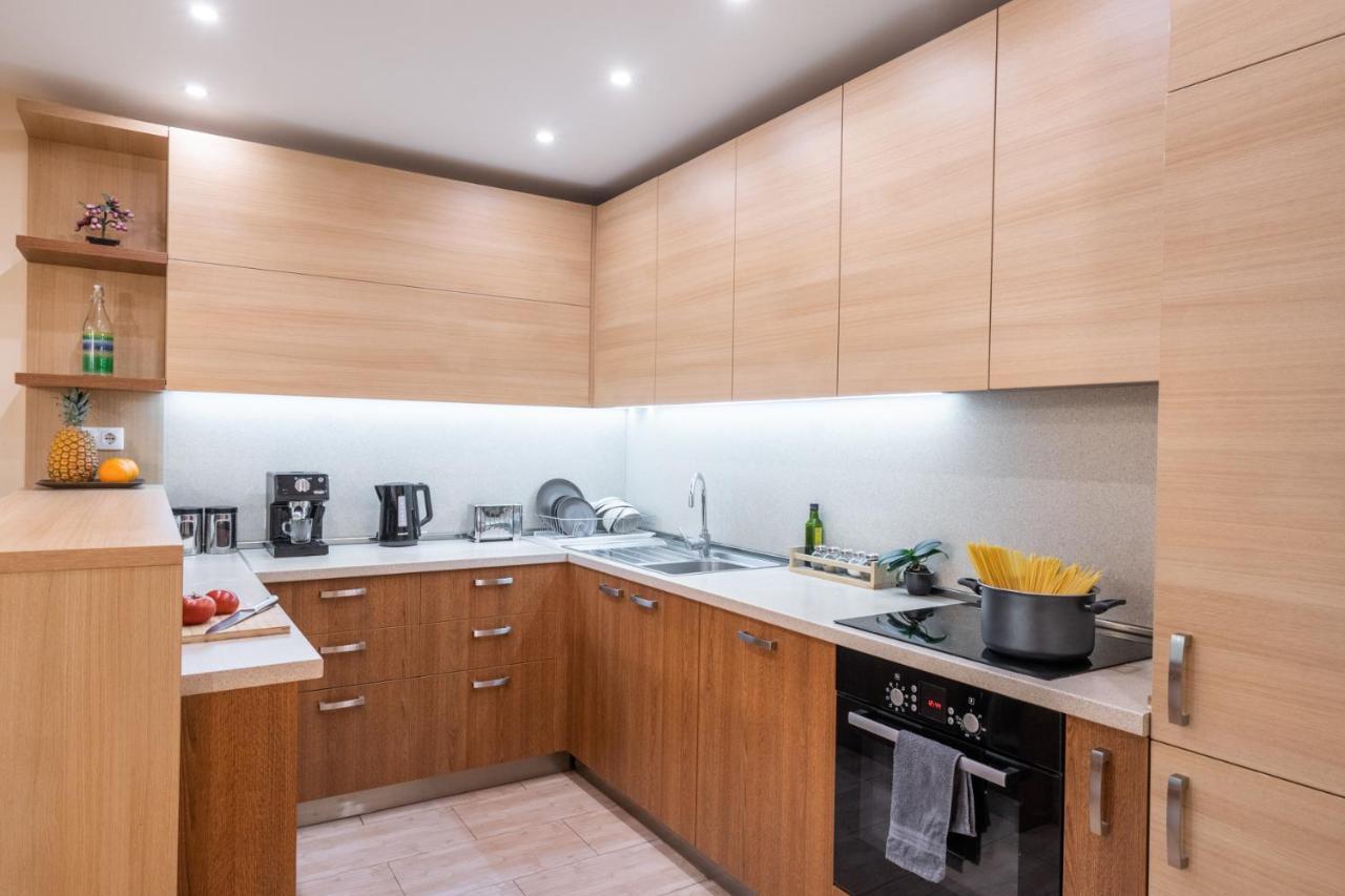 Sofia Day And Night Apartment Buitenkant foto